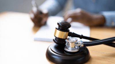 How to Litigate a Medical Malpractice Case: Expert Selection